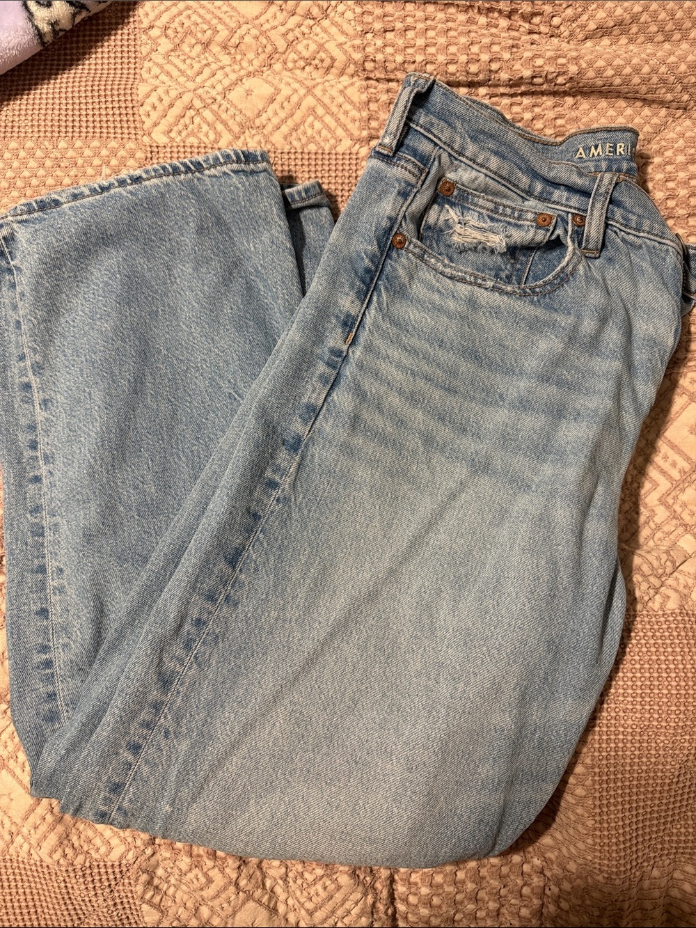 American Eagle Outfitters Light Blue Strigid Jeans